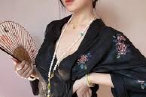 【圈快报】吴倩、奚梦瑶、谢霆锋、张晚意、钟楚曦、倪妮、徐若瑄、范丞丞 【圈快报】吴倩、奚梦瑶、谢霆锋、张晚意、钟楚曦、倪妮、徐若瑄、范丞丞