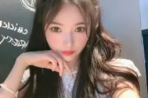 网红绵绸裤爆火致多人‘社死’!2026年春夏季穿搭翻车事件引全网热议 网红绵绸裤爆火致多人‘社死’!2026年春夏季穿搭翻车事件引全网热议